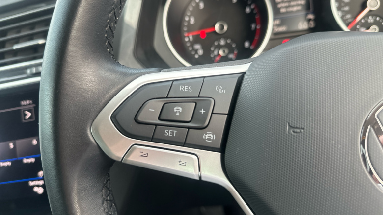 Volkswagen Tiguan 1.5 TSI Life 5dr Petrol Estate